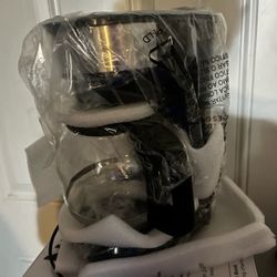Amazon Basics Coffee Maker 12 cups