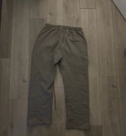 Essentials sweatpants size large