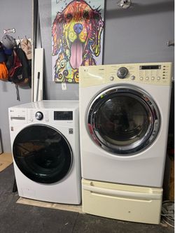LG Front Load Washer & Dryer Set – Excellent Condition – $700 OBO