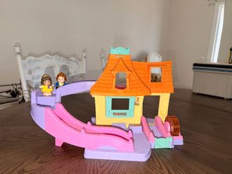 Belle’s Cottage Klip Klop🏰👑🕰️🕯️📖