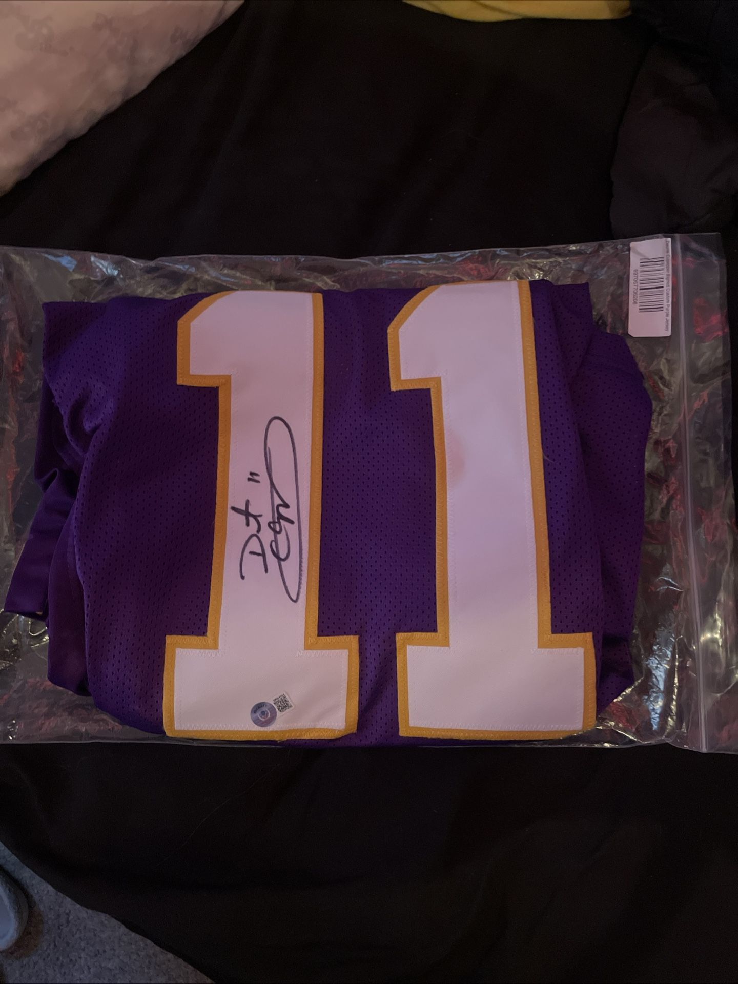 Daunte Culpepper Autographed Jersey With COA.. OFFERS ARE HEARD