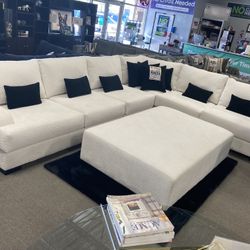 Oversized White 4pc Sectional☑️ $3999