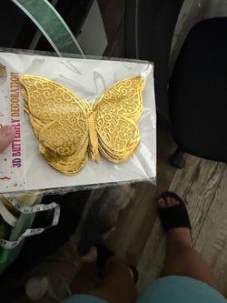 Crowns butterflies pins