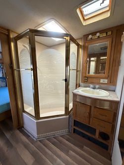 1999 FORD MOTOR HOME GAS