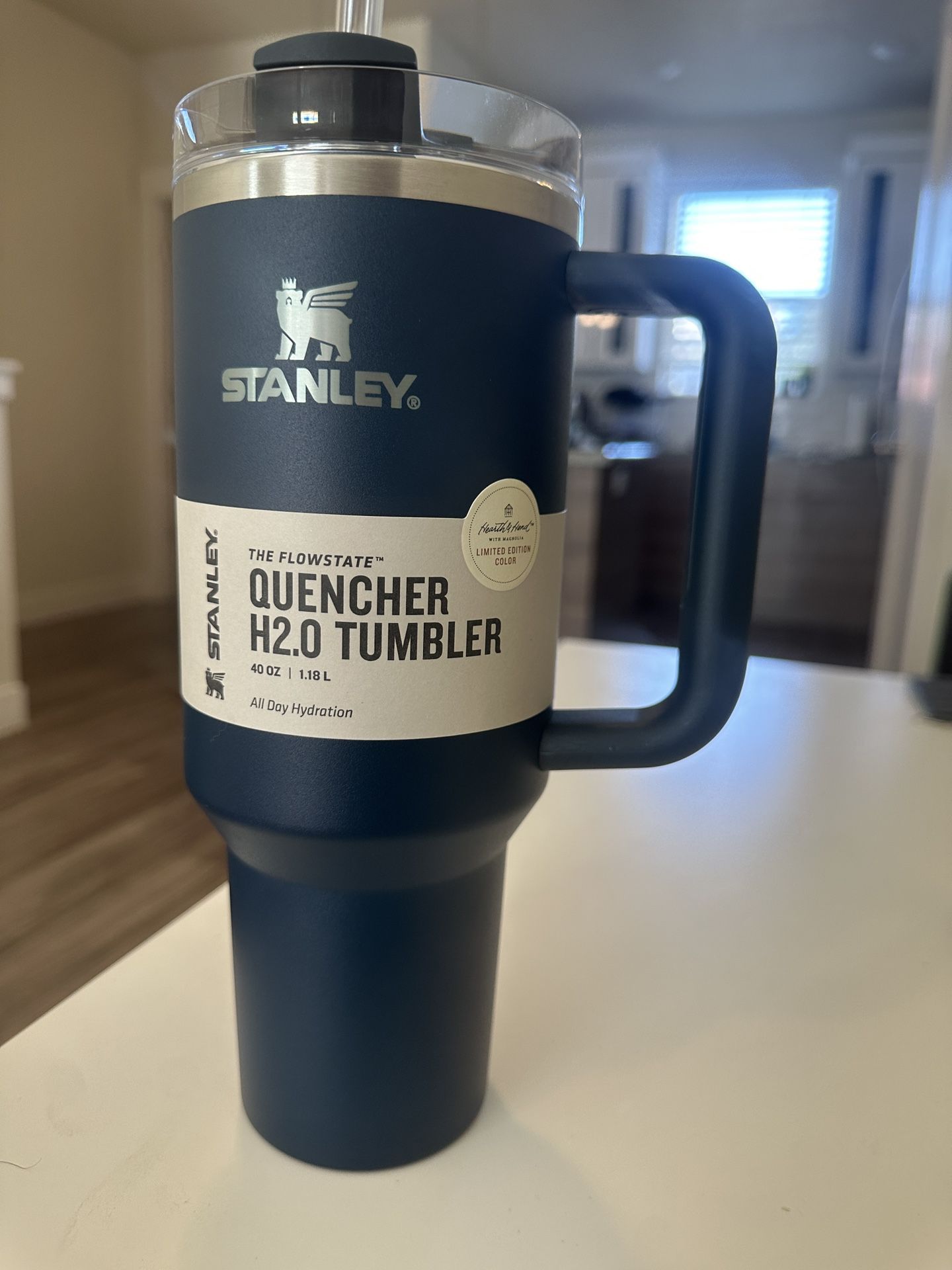 Stanley 40 oz. Quencher H2.0 FlowState Tumbler - Alpine (Green) for Sale in  Lakewood, CO - OfferUp