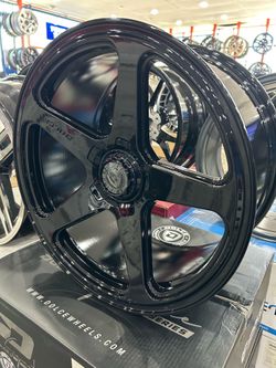 DOLCE STELLA 20x8.5/10 5x120 ET:28/40 GLOSS BLK $299 each