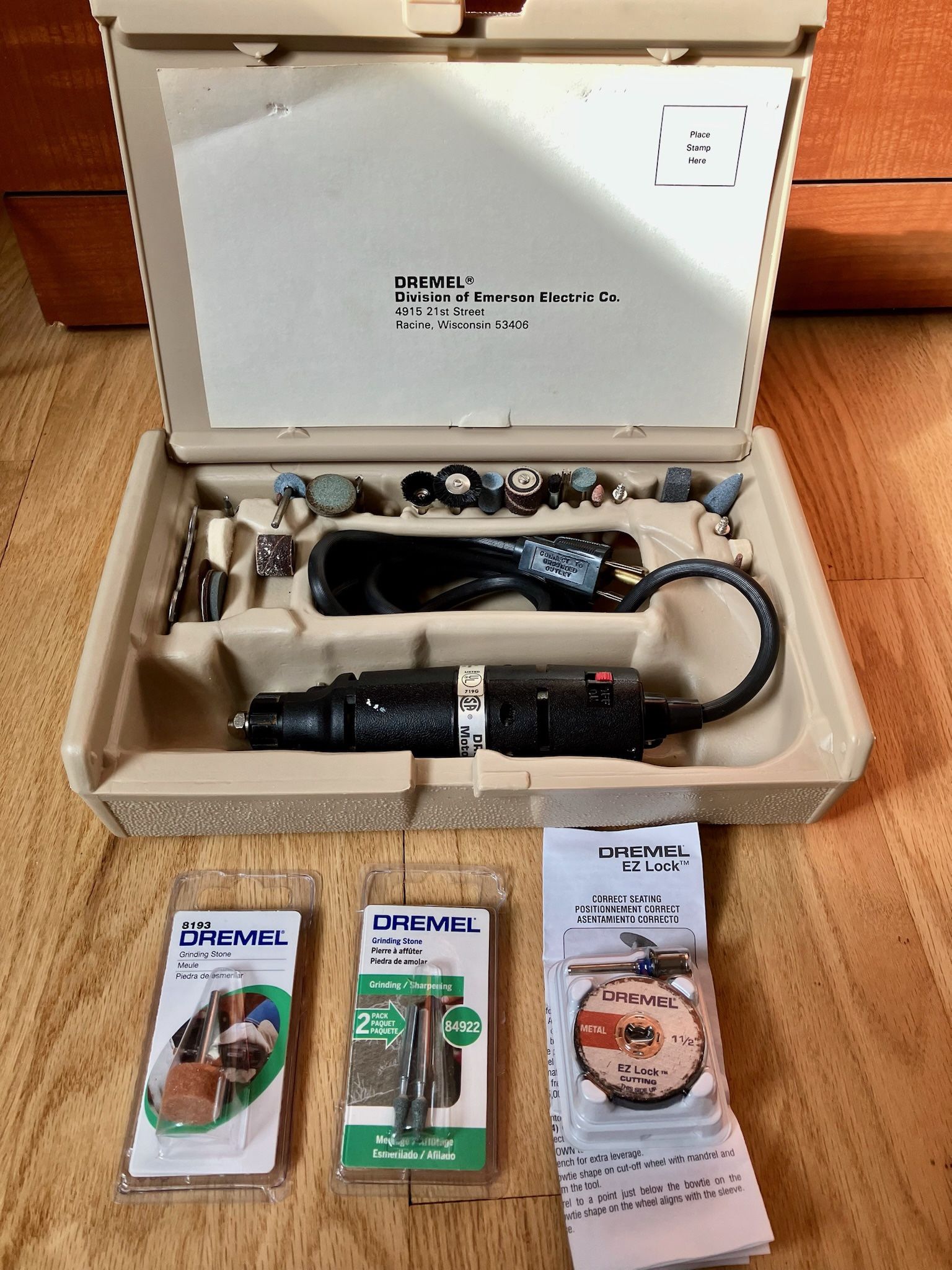 Vintage Dremel 260-5 Moto-Tool Kit with Case and Accessories