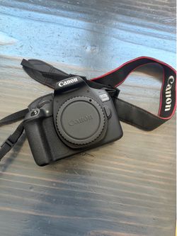 Canon 2000D with two lenses
