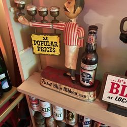 Vintage 1960’s Pabst Blue Ribbon Beer Sign Metal Bar Top Waiter 