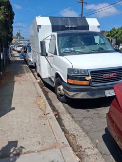 2004 GMC Box Truck White Work Vehicle