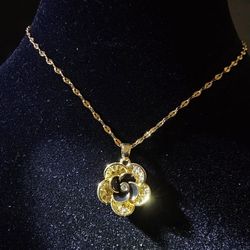 Flower Necklace 