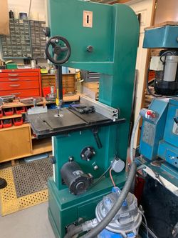Band saw