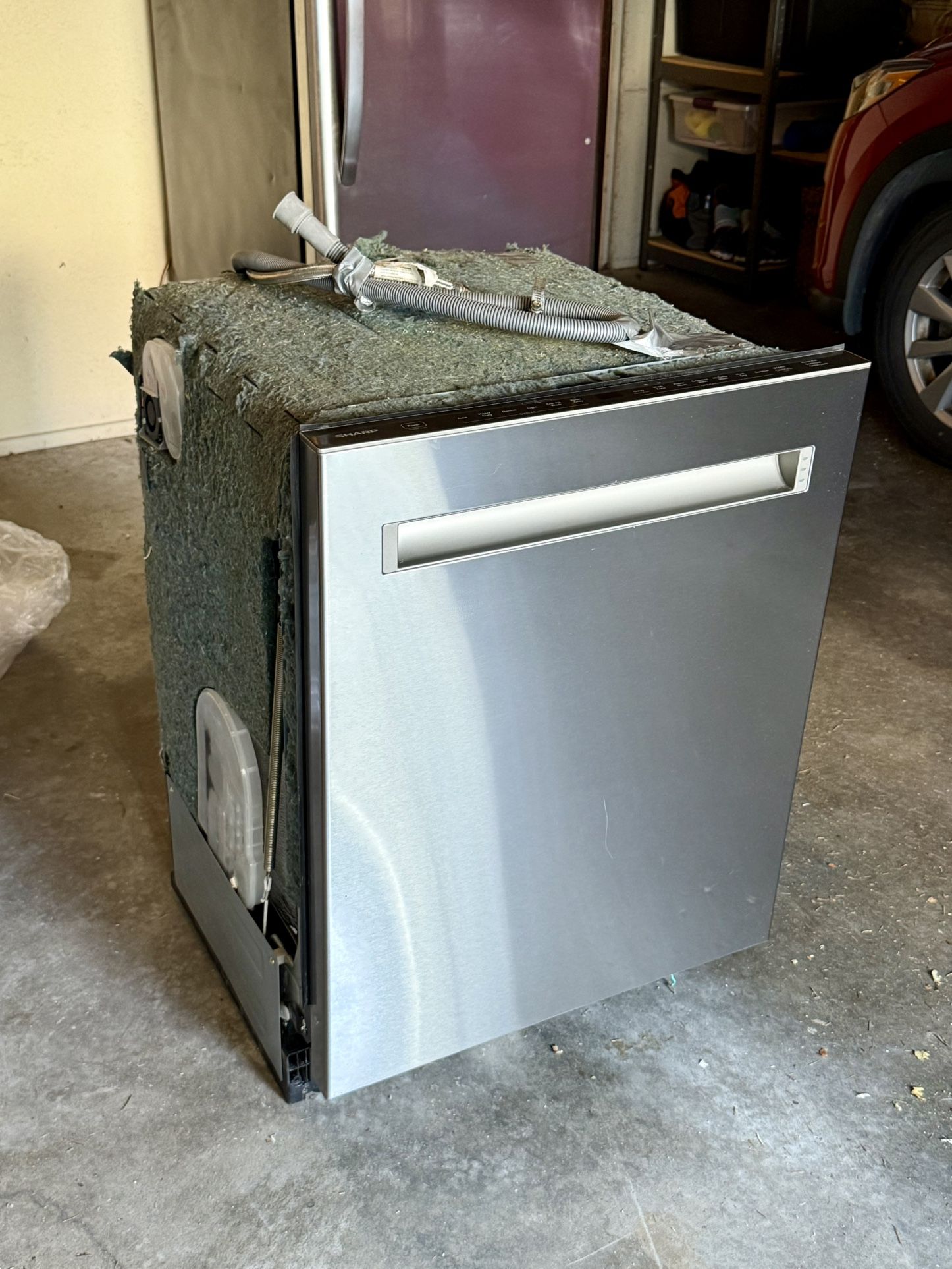 Sharp 24-in Top Control Dishwasher ( Stainless Steel ) With Third Rack