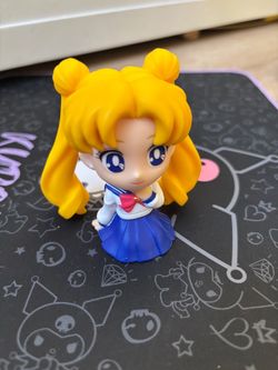 Bandai Shokugan "Rela Cot" (Relaxing Mascot Series) Sailor Moon Secret Chase Figure Usagi