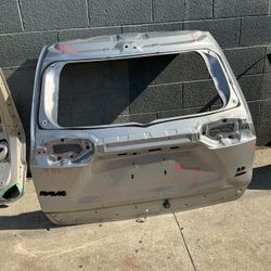 2019 - 2024 TOYOTA RAV 4 - TAIL GATE LIFT GATE OEM