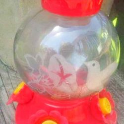 NEW - Hummingbird Feeder 