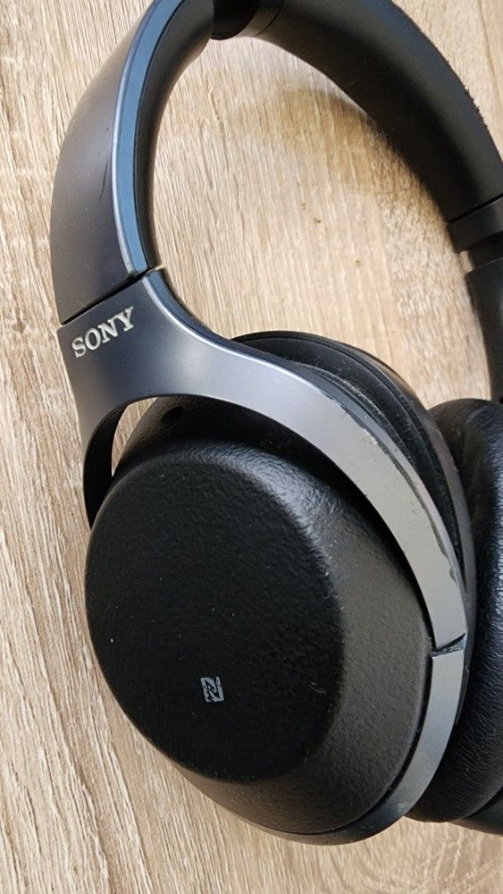 Sony WH-1000xm2