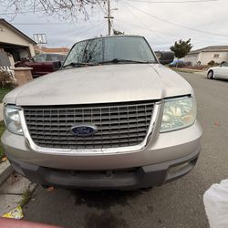 2004 Ford Expedition 