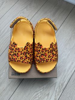 NEW! Mini Melissa Slippers