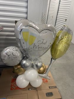 Wedding Decor Balloon Bouquet $30. Can Deliver