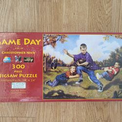 Sealed 300 Piece Puzzle Footbal Game Day