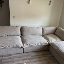4 Piece Beige Sectional Couch (Able To Arrange )