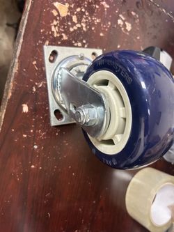 Swivel casters for carts