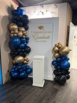 Balloon garland
