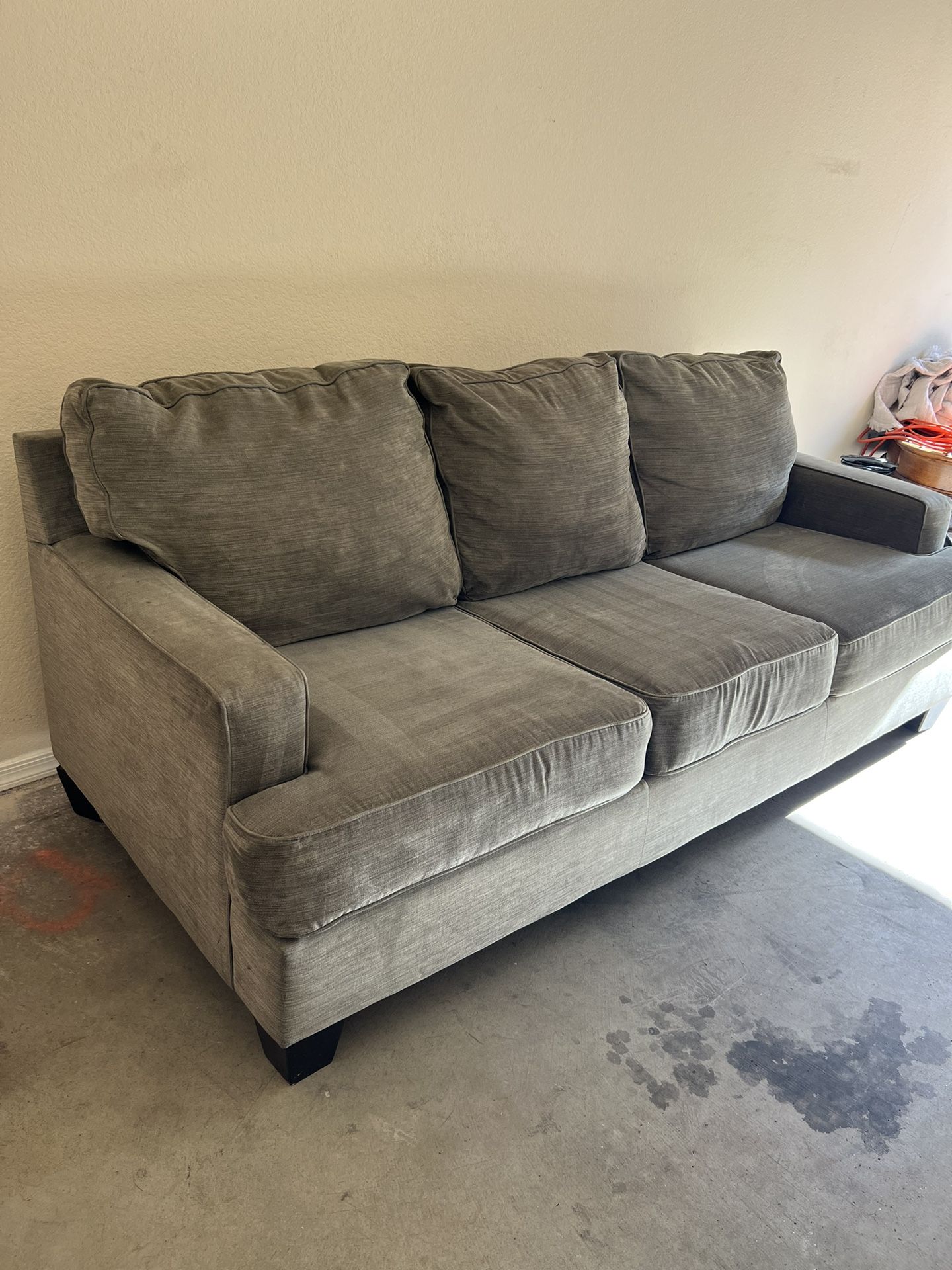 Olive Couch FREE