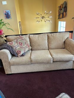 Very nice 3piece living room set