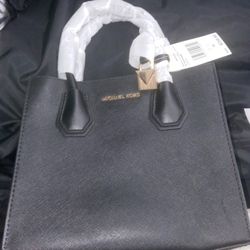 MICHAEL KORS MERCER BAG