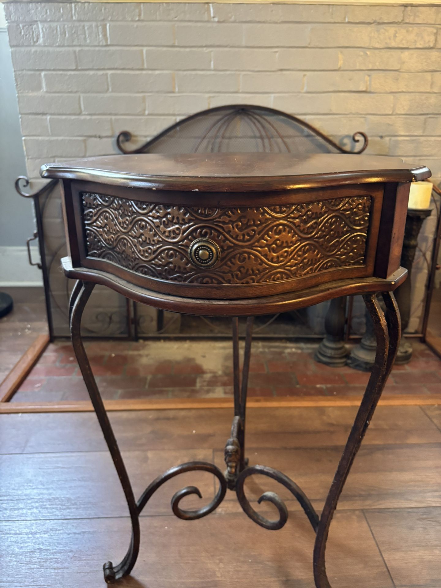 Decorative End Table