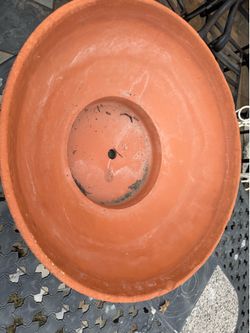 Large round terra-cotta pot