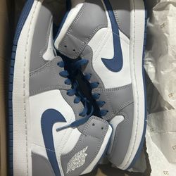Jordan Retro 1s