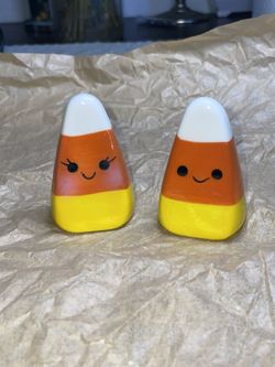 Salt Shakers Candy Corn 