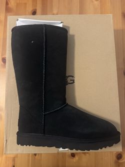 Uggs black tall