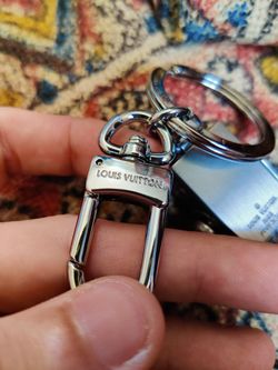 Louis Vuitton key chain for Sale in Lemoore, CA - OfferUp