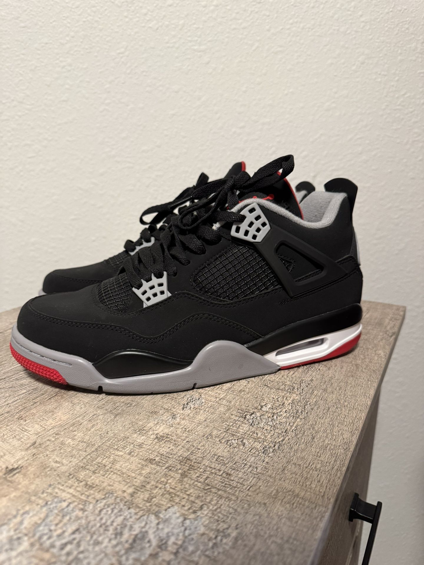 Jordan 4