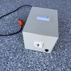 Transformer, made in Germany - input 110V, output 220V