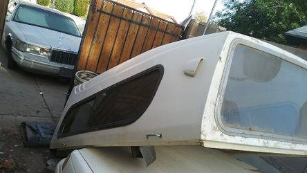 Long bed pick up camper