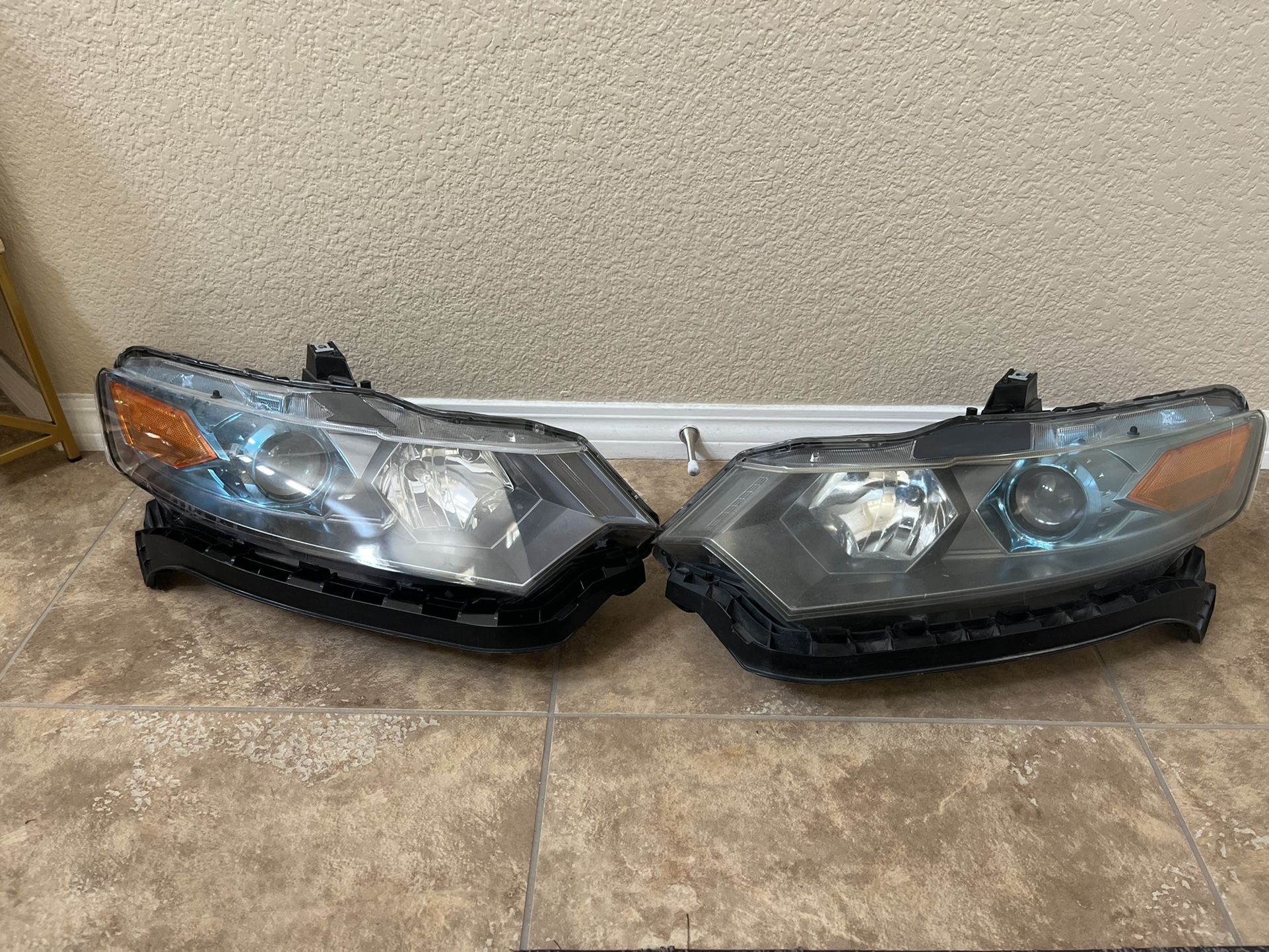 2010 OEM HONDA INSIGHT HEADLIGHTS