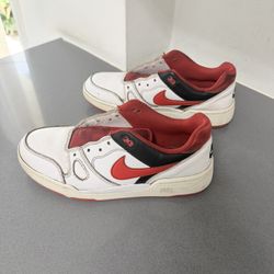 Comfort Nike Full Force Low Top Size 7.5 Man 