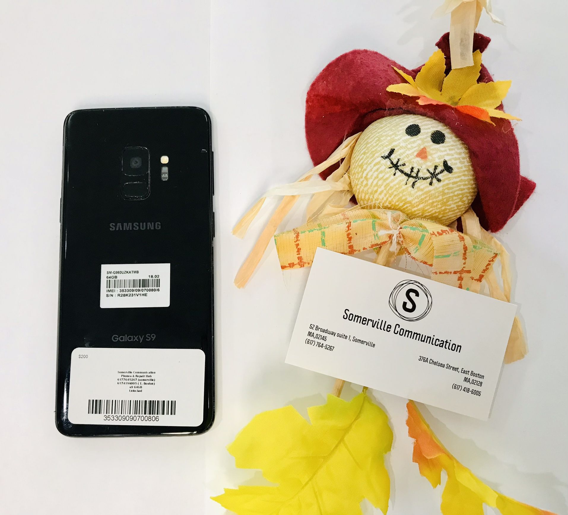 Samsung galaxy s9 unlocked , sold with store warranty 