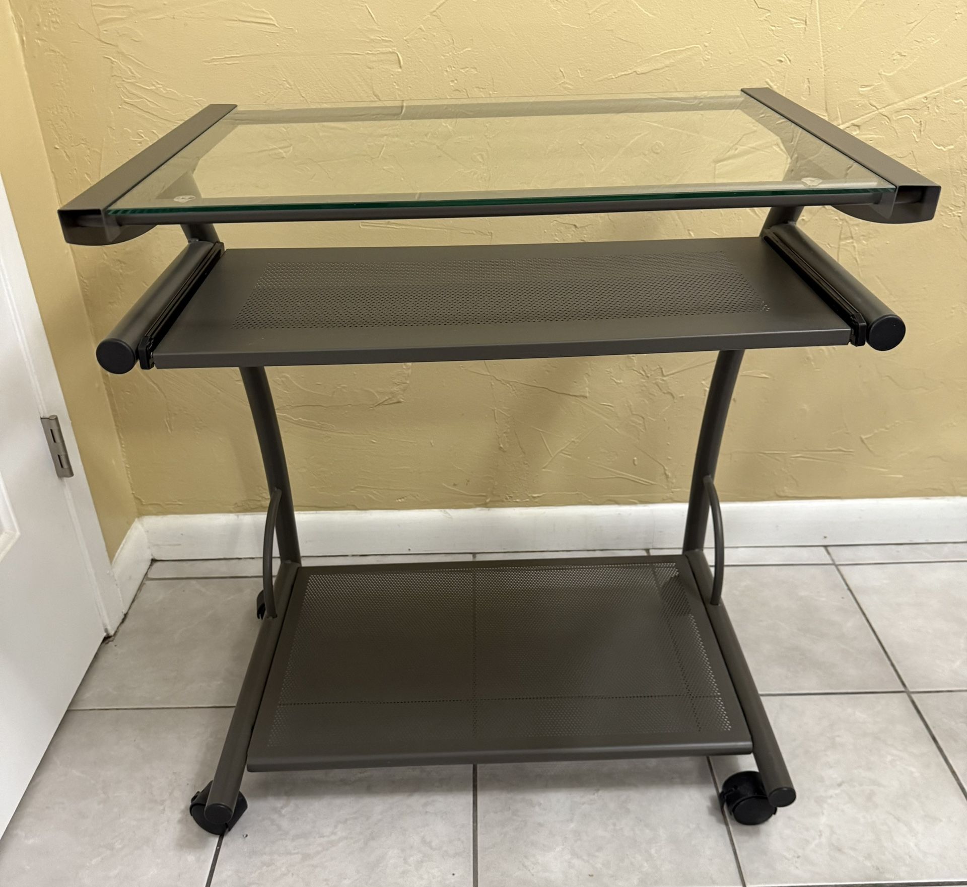 GLASS AND METAL COMPUTER DESK