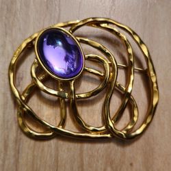 Vintage 90's Avon Golden Web Goldtone Purple Cabochon Brooch Pin / 2.25" x 2.75"