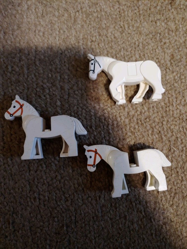 lego horses