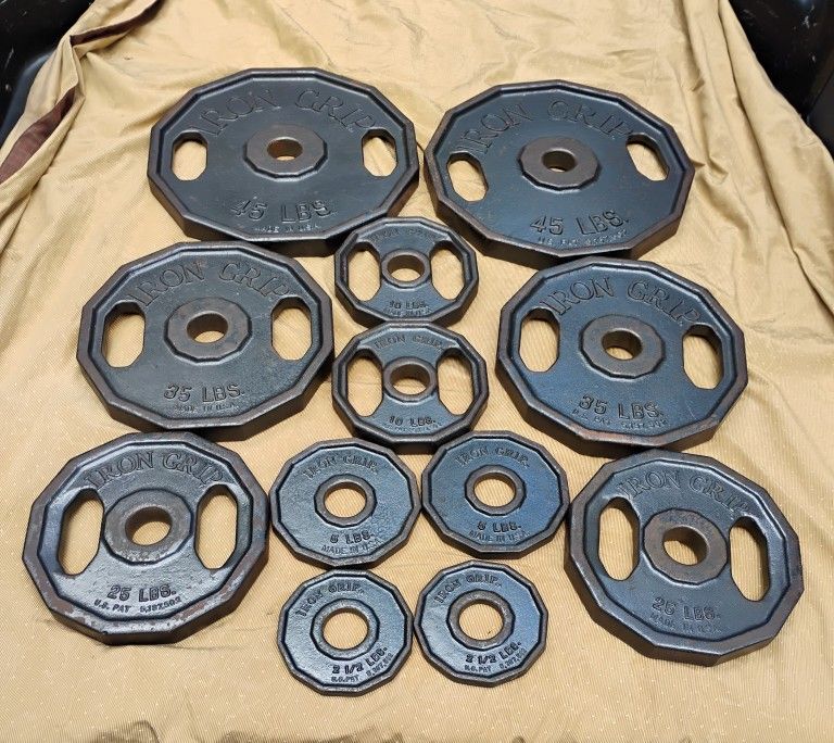 FULL  SET  OF  IRON  GRIP OLYMPIC  EASY  GRIP  PLATES   (PAIRS OF)  :  45s  35s  25s  10s  5s  2.5s 