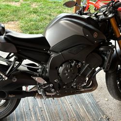 2012 Yamaha Fz8 (low Miles)