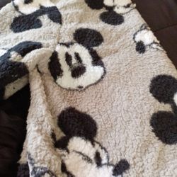 Mickey Mouse Night Sweater Plus Night Pants 