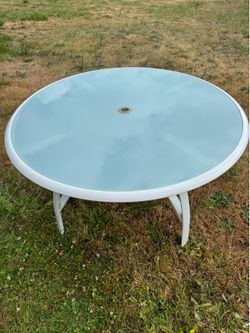 Outdoor table